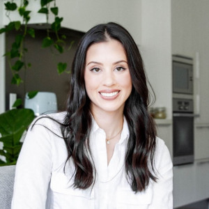 Carrie Walder headshot